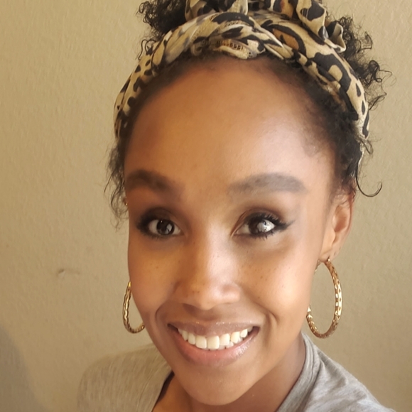 Meet your Posher, Kailoni - Picture 2 of 6